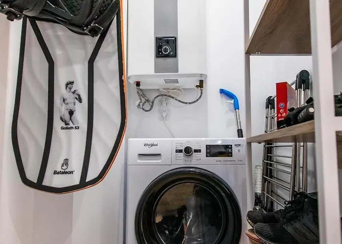 Modern Mountain Getaway *